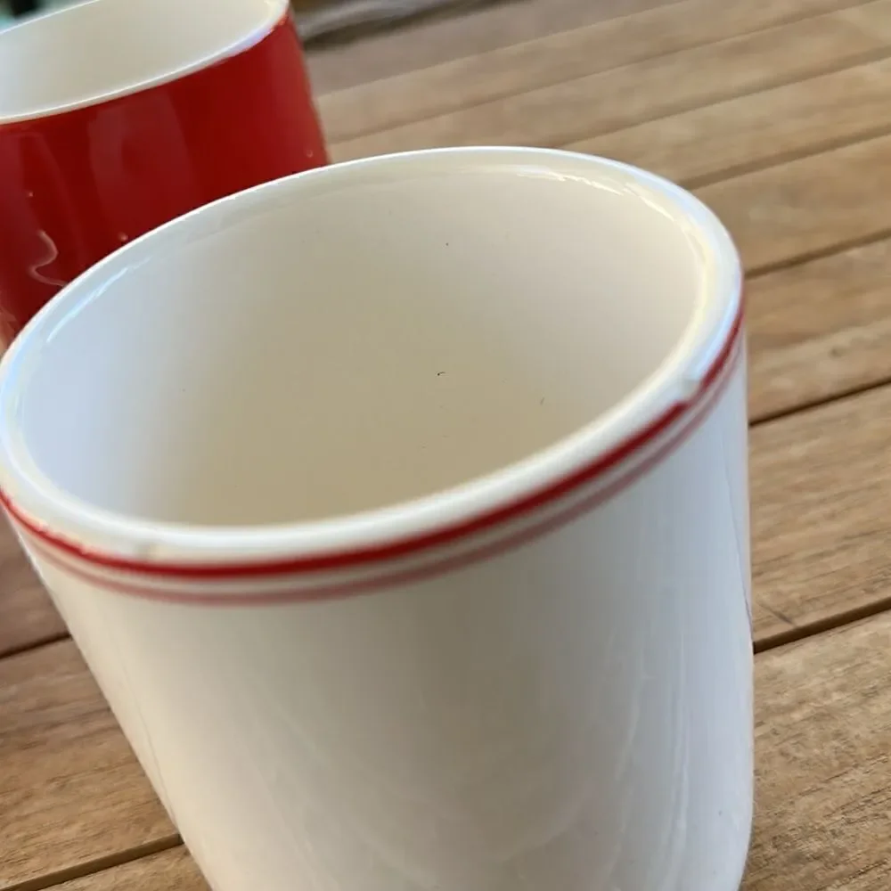 Sur La Table Holiday Christmas Mugs Set (3)